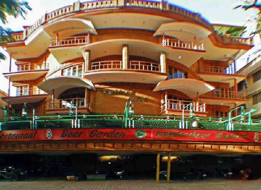 Parklane Hotel Mysore Exterior foto